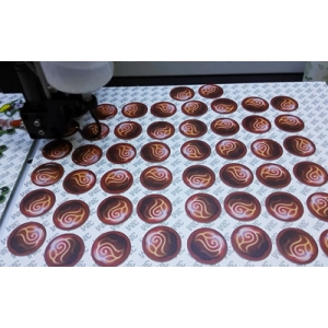 智能卡飾品表面點透明AB