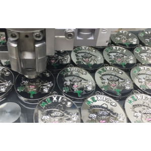 五金飾品鑰匙扣點膠